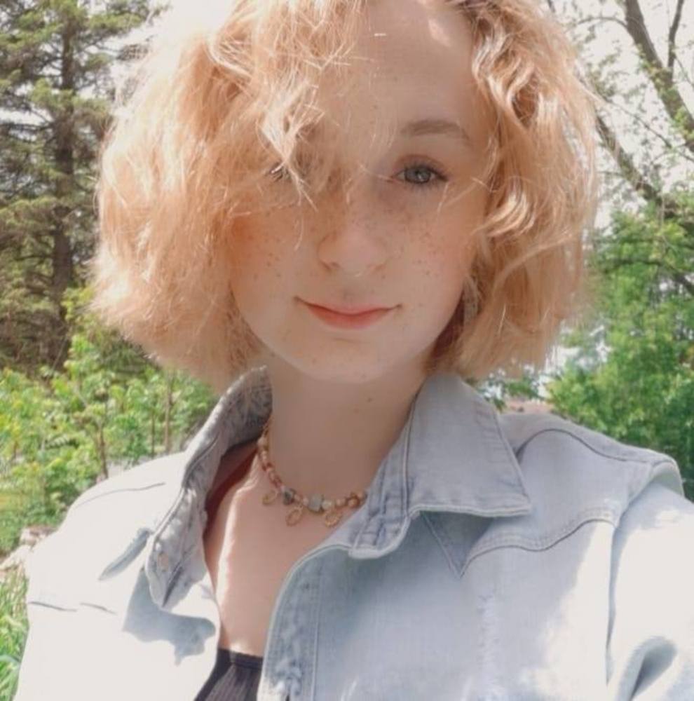 Meet your Posher, Anna